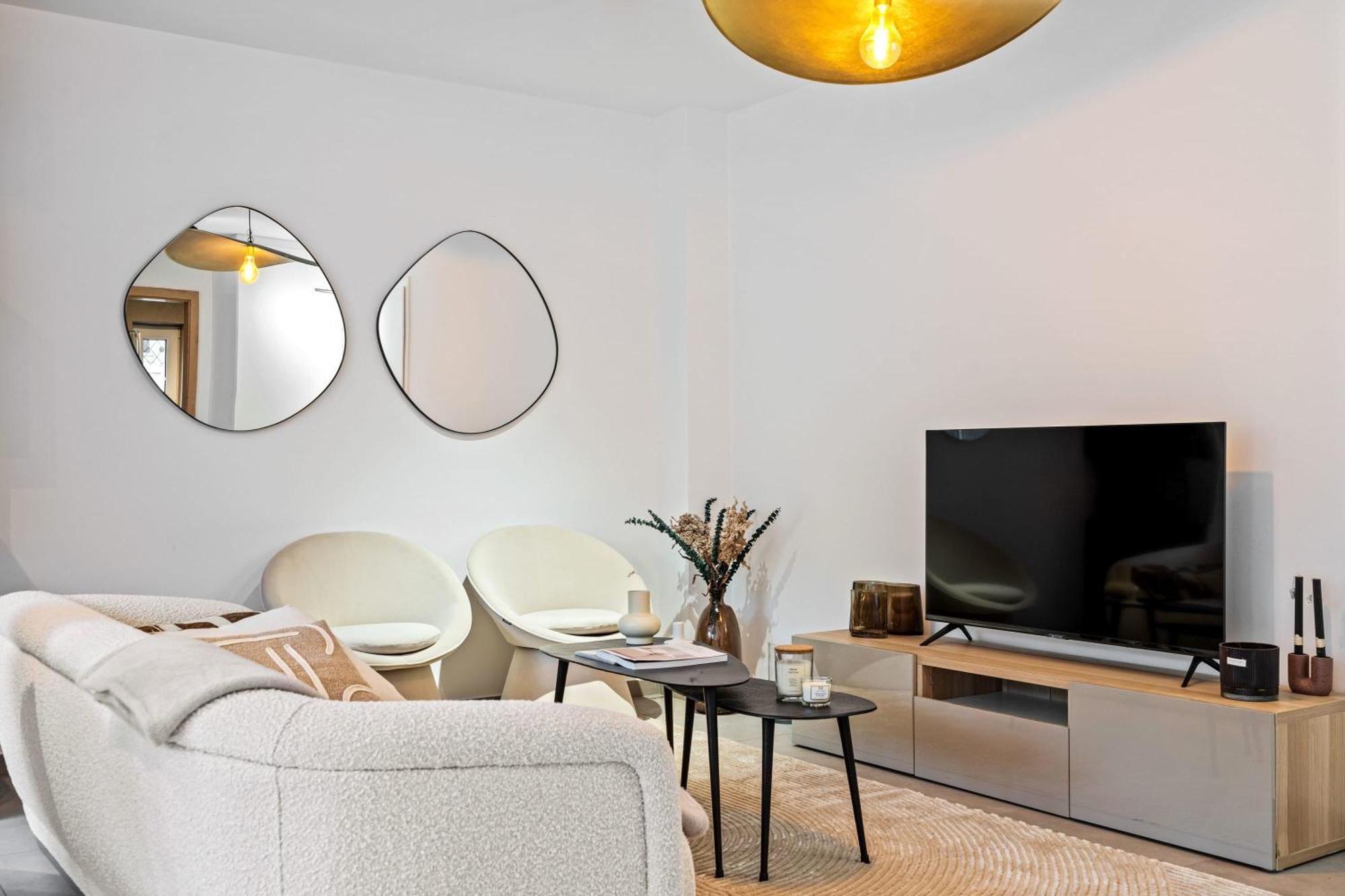 Elegant Comfort Modern In Limpertsberg Luxembourg